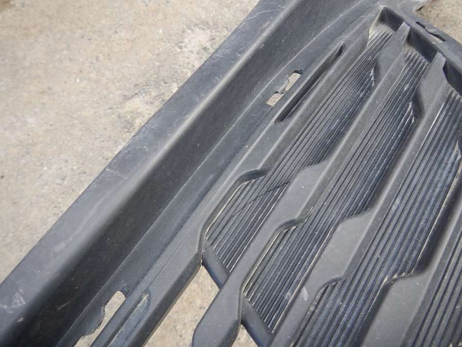 865614Y000 Решетка переднего бампера центральная Kia Rio 0000г. | Фото № 4 865614Y000 Решетка переднего бампера центральная Kia Rio 0000г. - Фото 4