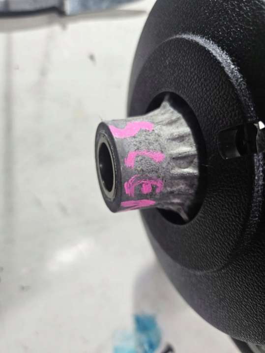 484001840R Руль Renault Scenic 4 поколение (2016-2024) 2016г. | Фото № 14 484001840R Руль Renault Scenic 4 поколение (2016-2024) 2016г. - Фото 14