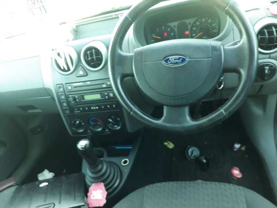 93BG17B676BB Джойстик регулировки зеркал Ford Fusion (2002-2012) Хетчбэк 5дв. 2003г. | Фото № 7 93BG17B676BB Джойстик регулировки зеркал Ford Fusion (2002-2012) Хетчбэк 5дв. 2003г. - Фото 7