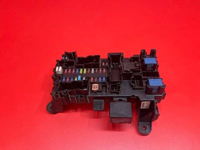 3671076K20 Блок предохранителей салонный Suzuki Grand Vitara TA74V 2008г. | Фото № 1 3671076K20 Блок предохранителей салонный Suzuki Grand Vitara TA74V 2008г. - Фото 1