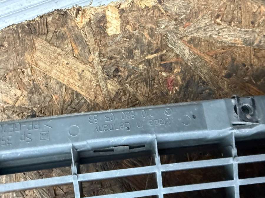 2108800583 Решетка радиатора Mercedes E W210 2001г. | Фото № 7 2108800583 Решетка радиатора Mercedes E W210 2001г. - Фото 7