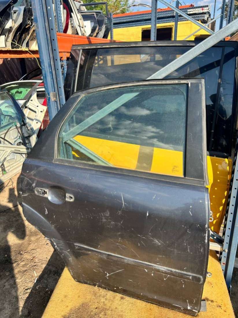 Дверь задняя правая Ford Focus 2 Седан 2006г. | Фото № 2 Дверь задняя правая Ford Focus 2 Седан 2006г. - Фото 2