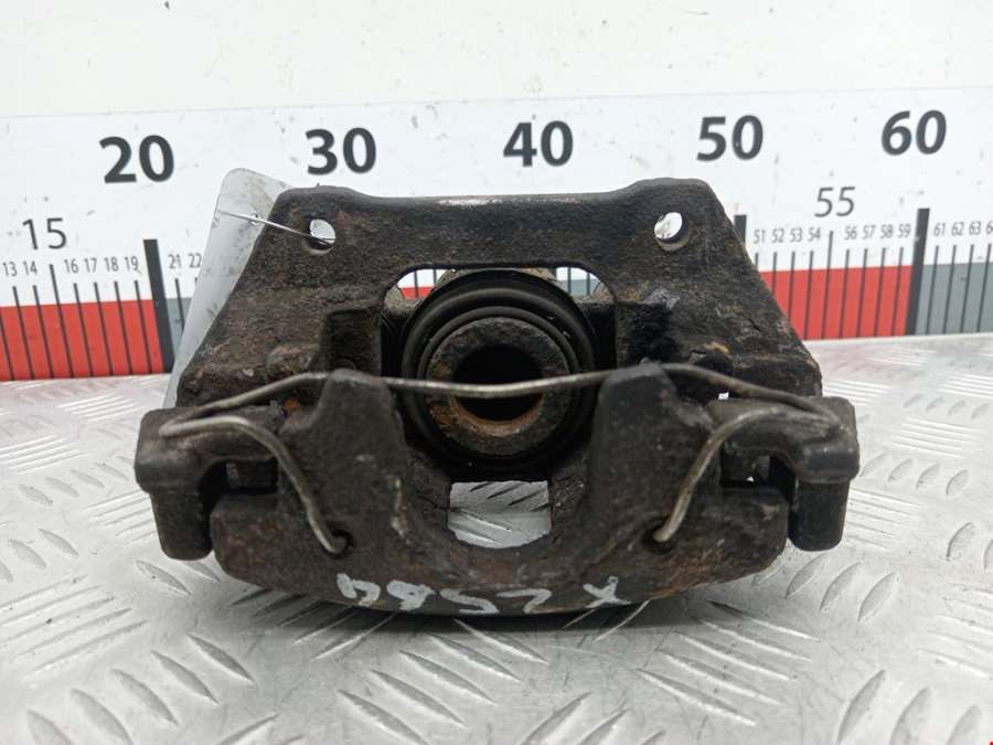 Суппорт задний правый Volvo S60 1 (2000-2009) Седан 2001г. | Фото № 3 Суппорт задний правый Volvo S60 1 (2000-2009) Седан 2001г. - Фото 3