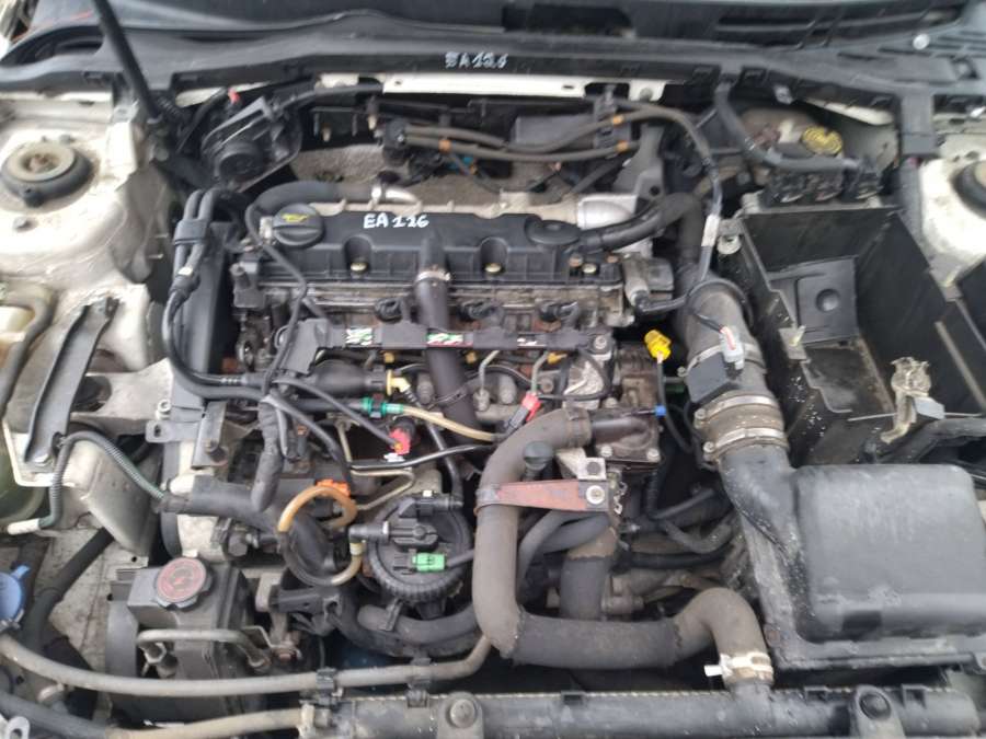 367637B Рамка капота Citroen Xsara (1997-2006) Хетчбэк 5дв. 2002г. | Фото № 8 367637B Рамка капота Citroen Xsara (1997-2006) Хетчбэк 5дв. 2002г. - Фото 8