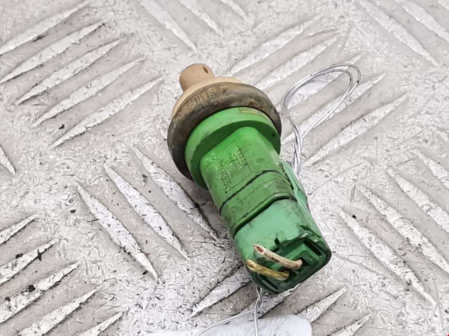 Датчик температуры охлаждающей жидкости Peugeot Expert 1 (1995-2007) Фургон 2002г. | Фото № 2 Датчик температуры охлаждающей жидкости Peugeot Expert 1 (1995-2007) Фургон 2002г. - Фото 2