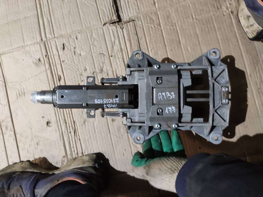 Рулевая колонка Audi A4 B7 2006г. | Фото № 2 Рулевая колонка Audi A4 B7 2006г. - Фото 2