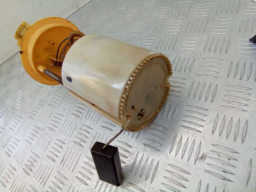 1K0919050J Колба в бак Skoda Octavia A5 restailing 2010г. | Фото № 8 1K0919050J Колба в бак Skoda Octavia A5 restailing 2010г. - Фото 8