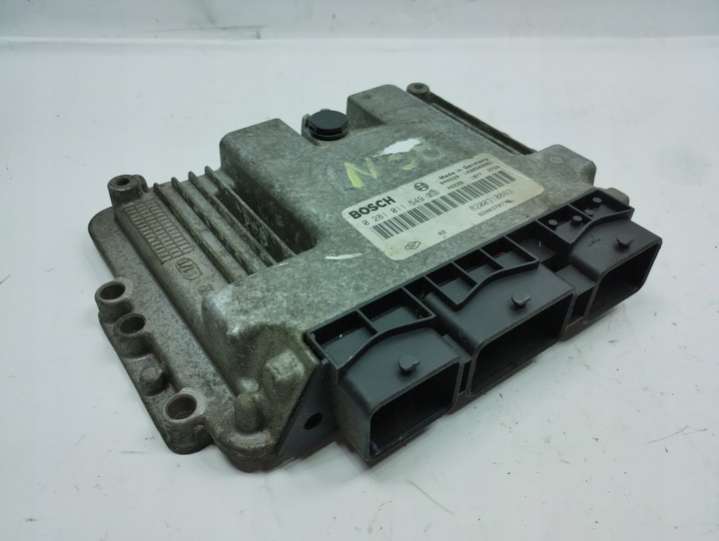 8200310863 Блок управления двигателем Renault Megane 2 поколение (2002-2006) 2002г. | Фото № 2 8200310863 Блок управления двигателем Renault Megane 2 поколение (2002-2006) 2002г. - Фото 2