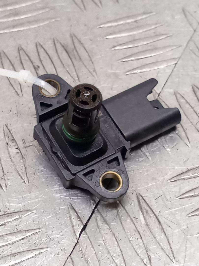 1.3627560063756E+35 Датчик давления во впускном коллекторе BMW 5 2009г. | Фото № 1 1.3627560063756E+35 Датчик давления во впускном коллекторе BMW 5 2009г. - Фото 1