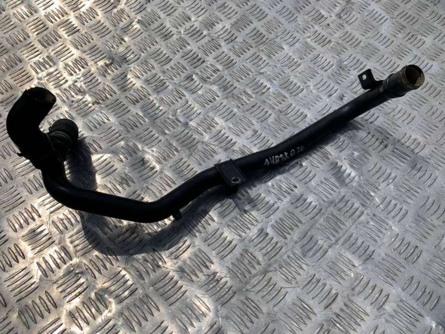 06D121071R Трубка охлаждающей жидкости металлическая  Audi A4 B7 (S4,RS4) 2006г. | Фото № 1  06D121071R Трубка охлаждающей жидкости металлическая  Audi A4 B7 (S4,RS4) 2006г. - Фото 1