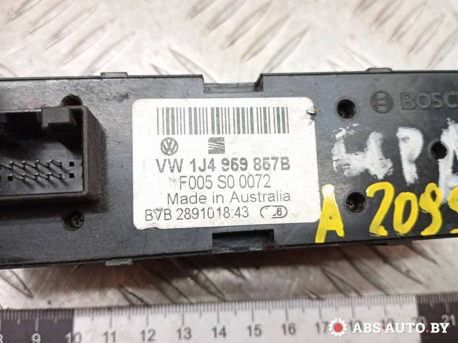 1J49598571J4959857B1J4959857D Блок управления стеклоподъемниками  SEAT Leon 2 2007г. | Фото № 4  1J49598571J4959857B1J4959857D Блок управления стеклоподъемниками  SEAT Leon 2 2007г. - Фото 4