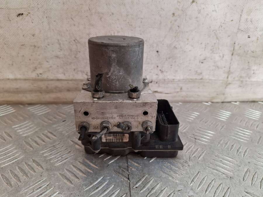 02652360120265950489 Блок ABS  BMW X3 E83 E83 2007г. | Фото № 2  02652360120265950489 Блок ABS  BMW X3 E83 E83 2007г. - Фото 2