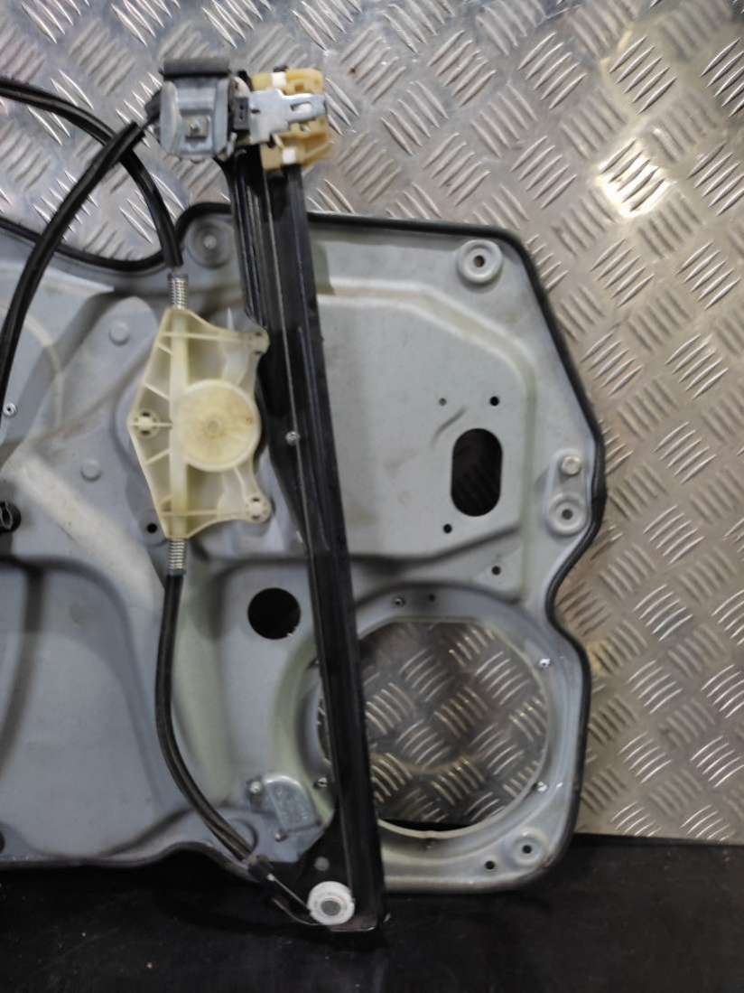 Стеклоподъемник электрический передний правый Volkswagen Touran 1 2007г. | Фото № 5 Стеклоподъемник электрический передний правый Volkswagen Touran 1 2007г. - Фото 5
