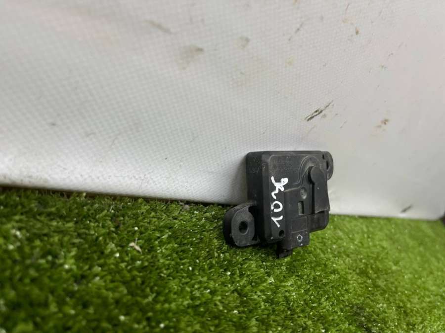 09133263 Датчик AIRBAG Opel Zafira A 2002г. | Фото № 4 09133263 Датчик AIRBAG Opel Zafira A 2002г. - Фото 4