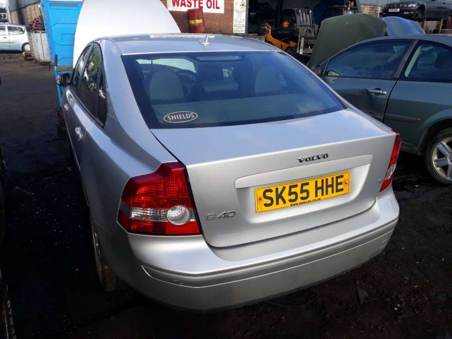 Клапан ЕГР EGR Volvo S40 2 (2004-2012) Седан 2005г. | Фото № 4 Клапан ЕГР EGR Volvo S40 2 (2004-2012) Седан 2005г. - Фото 4