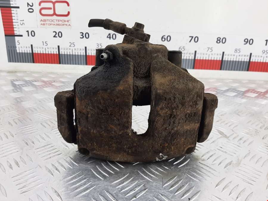 Суппорт передний правый Volkswagen Passat 6 (2005-2010) Универсал 2007г. | Фото № 1 Суппорт передний правый Volkswagen Passat 6 (2005-2010) Универсал 2007г. - Фото 1
