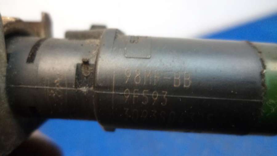 98MF-9F593-BB 98MF-9C968-BB Форсунка  Ford Fusion 1 поколение 2002г. | Фото № 7  98MF-9F593-BB 98MF-9C968-BB Форсунка  Ford Fusion 1 поколение 2002г. - Фото 7
