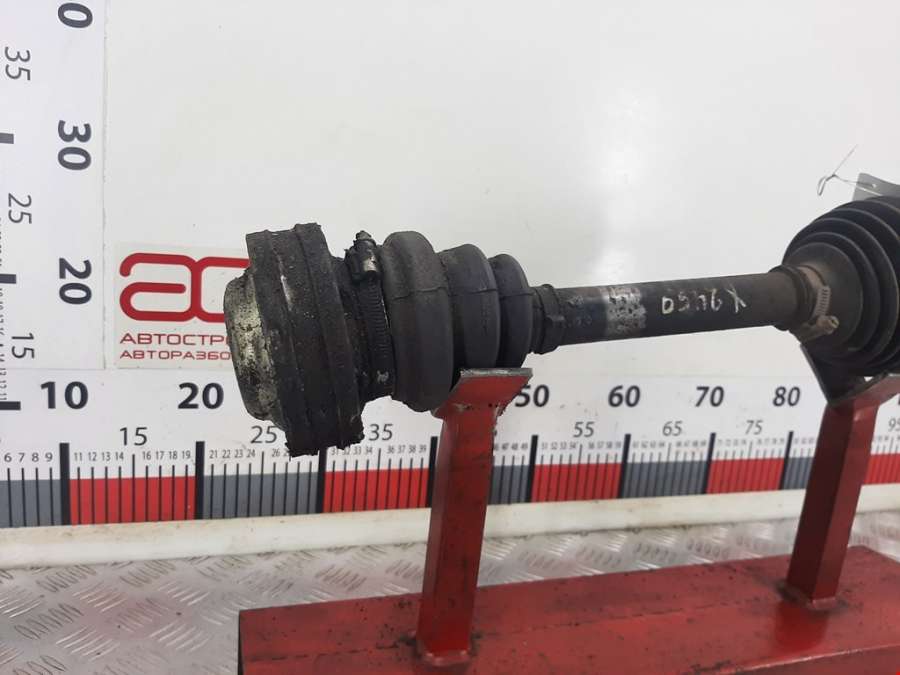Полуось передняя правая (приводной вал шрус) Mercedes Vito (W638) (1996-2003) Микроавтобус 1998г. | Фото № 2 Полуось передняя правая (приводной вал шрус) Mercedes Vito (W638) (1996-2003) Микроавтобус 1998г. - Фото 2