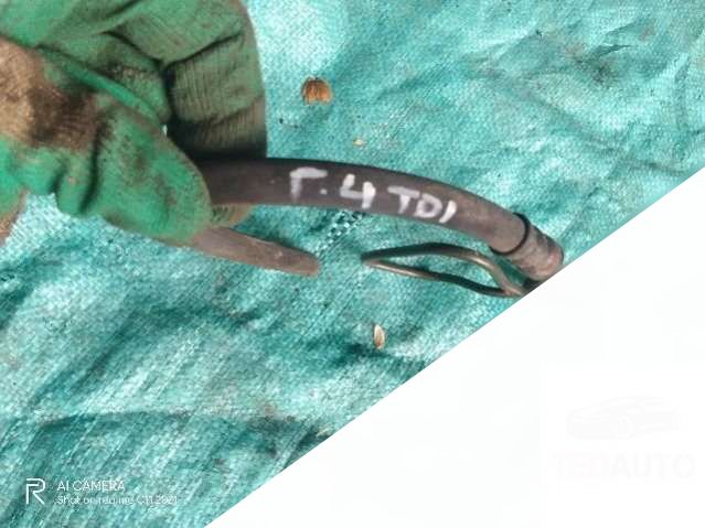 Трубка сцепления Volkswagen Golf 2001г. | Фото № 2 Трубка сцепления Volkswagen Golf 2001г. - Фото 2