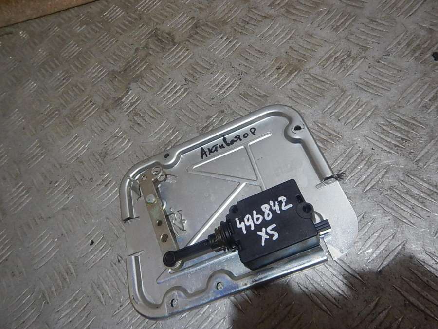 51248408497 Активатор замка багажника  Bmw X5 0000г. | Фото № 1  51248408497 Активатор замка багажника  Bmw X5 0000г. - Фото 1