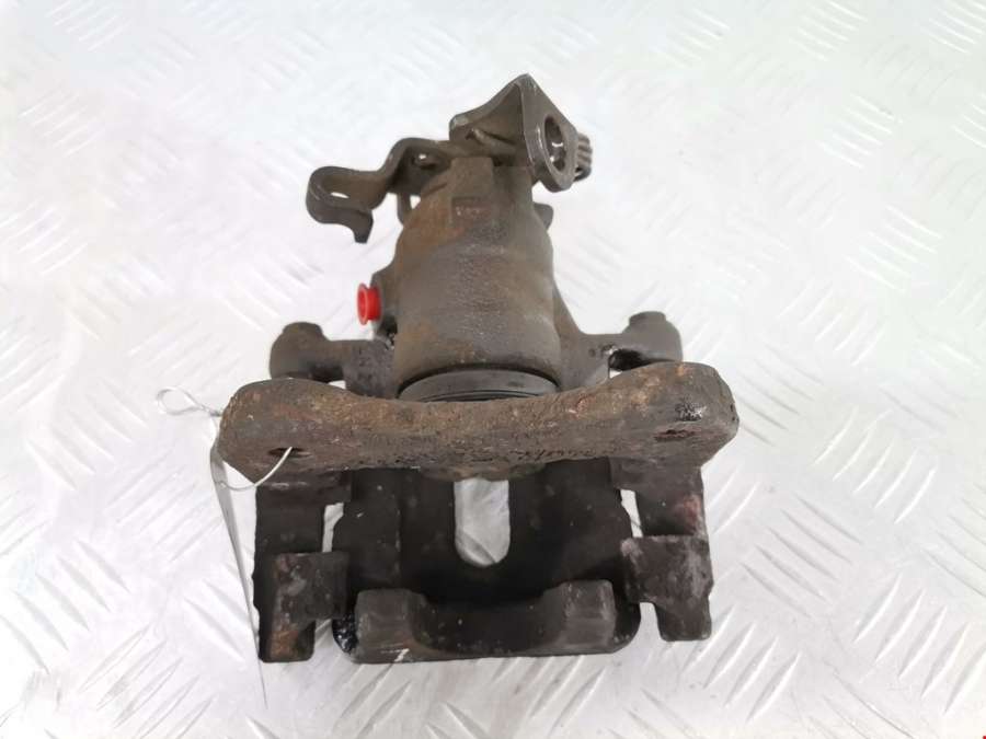 Суппорт задний левый Citroen C8 (2002-2014) Минивэн 2006г. | Фото № 1 Суппорт задний левый Citroen C8 (2002-2014) Минивэн 2006г. - Фото 1