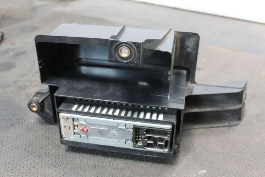 8618842290 Блок навигации Audi A6 C5 (S6,RS6) 2003г. | Фото № 2 8618842290 Блок навигации Audi A6 C5 (S6,RS6) 2003г. - Фото 2