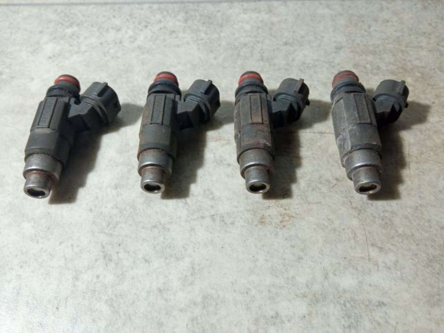 CDH166 Форсунка Mitsubishi Space Star 2000г. | Фото № 2 CDH166 Форсунка Mitsubishi Space Star 2000г. - Фото 2