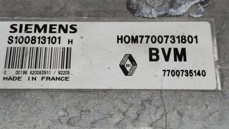 SIEMENSBVMHOM77007318017700735140S100813101H Блок управления двигателем Renault Clio 1995г. | Фото № 3 SIEMENSBVMHOM77007318017700735140S100813101H Блок управления двигателем Renault Clio 1995г. - Фото 3