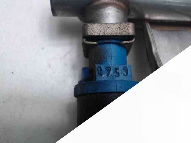 Форсунка топливная Volkswagen Passat 5 (1996 - 2000) Универсал 1998г. | Фото № 1 Форсунка топливная Volkswagen Passat 5 (1996 - 2000) Универсал 1998г. - Фото 1