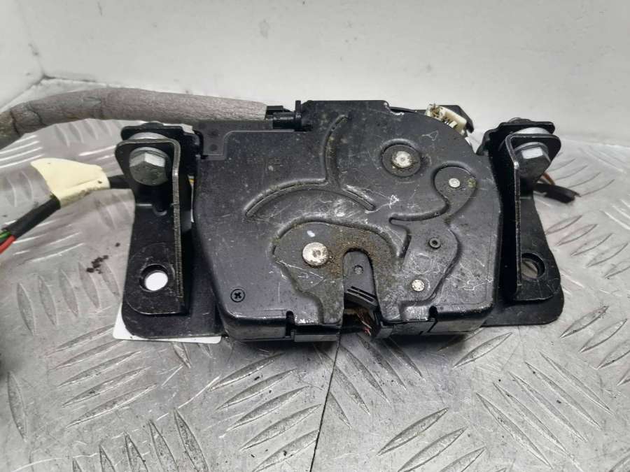 4.8680695124716E+35 Замок багажника BMW 5 GT хетчбэк 5 дв. 2011г. | Фото № 5 4.8680695124716E+35 Замок багажника BMW 5 GT хетчбэк 5 дв. 2011г. - Фото 5