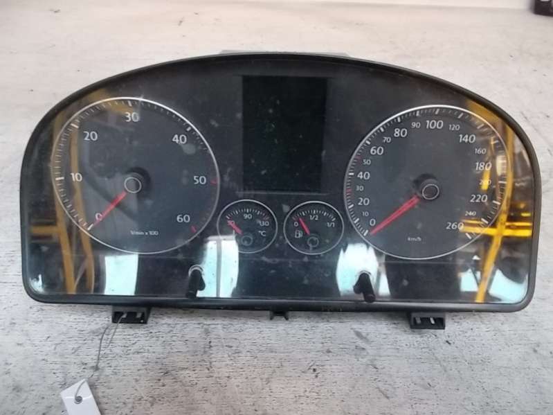 Щиток приборов (приборная панель) Volkswagen Touran 2005г. | Фото № 1 Щиток приборов (приборная панель) Volkswagen Touran 2005г. - Фото 1