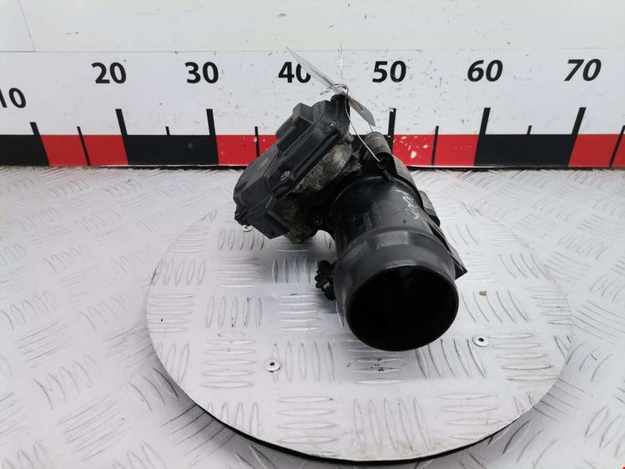 13547810752 Заслонка дроссельная BMW 3-Series (F30/F31/F34/F35) (2011-2020) Седан 2012г. | Фото № 1 13547810752 Заслонка дроссельная BMW 3-Series (F30/F31/F34/F35) (2011-2020) Седан 2012г. - Фото 1