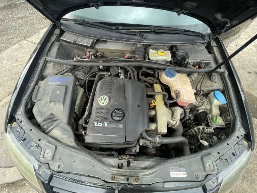 Блок управления климат-контроля  Volkswagen Passat 5 GP (2000-2005) Универсал 2002г. | Фото № 4   Блок управления климат-контроля  Volkswagen Passat 5 GP (2000-2005) Универсал 2002г. - Фото 4