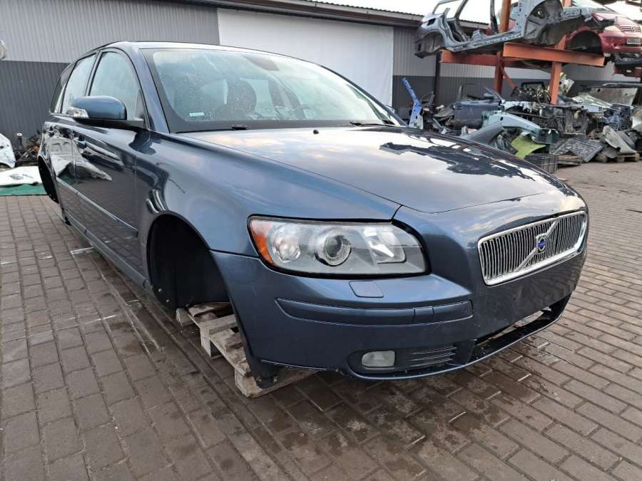 Радиатор основной Volvo V50 2004г. | Фото № 9 Радиатор основной Volvo V50 2004г. - Фото 9