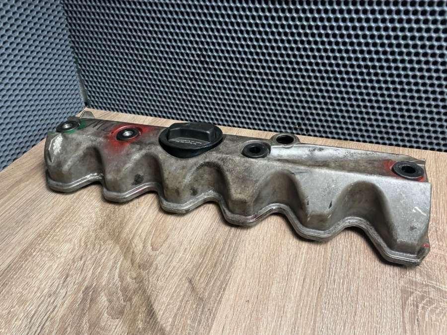 074103469J Клапанная крышка Volvo 850 1997г. | Фото № 1 074103469J Клапанная крышка Volvo 850 1997г. - Фото 1