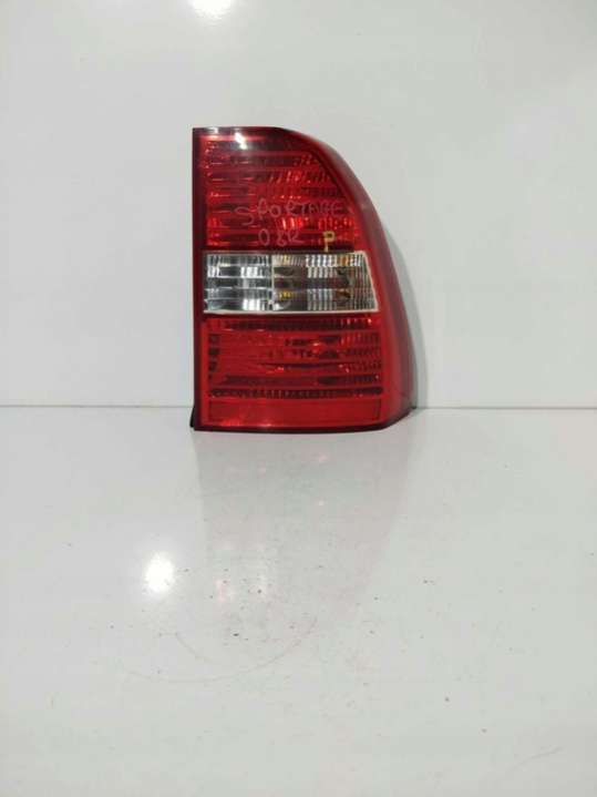 92402-1F011 Фонарь задний правый Kia Sportage 2 поколение (2004-2008) 2004г. | Фото № 1 92402-1F011 Фонарь задний правый Kia Sportage 2 поколение (2004-2008) 2004г. - Фото 1