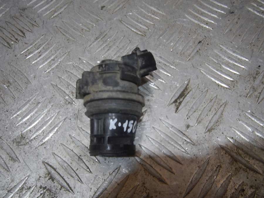 8533060160 Насос омывателя  Toyota Corolla 0000г. | Фото № 2  8533060160 Насос омывателя  Toyota Corolla 0000г. - Фото 2