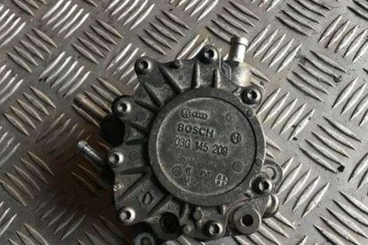 03G145209 Насос вакуумный Audi A4 B7 (2004-2008) 2004г. | Фото № 2 03G145209 Насос вакуумный Audi A4 B7 (2004-2008) 2004г. - Фото 2