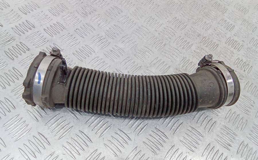 Патрубок воздушного фильтра Renault Laguna 2010г. | Фото № 1 Патрубок воздушного фильтра Renault Laguna 2010г. - Фото 1