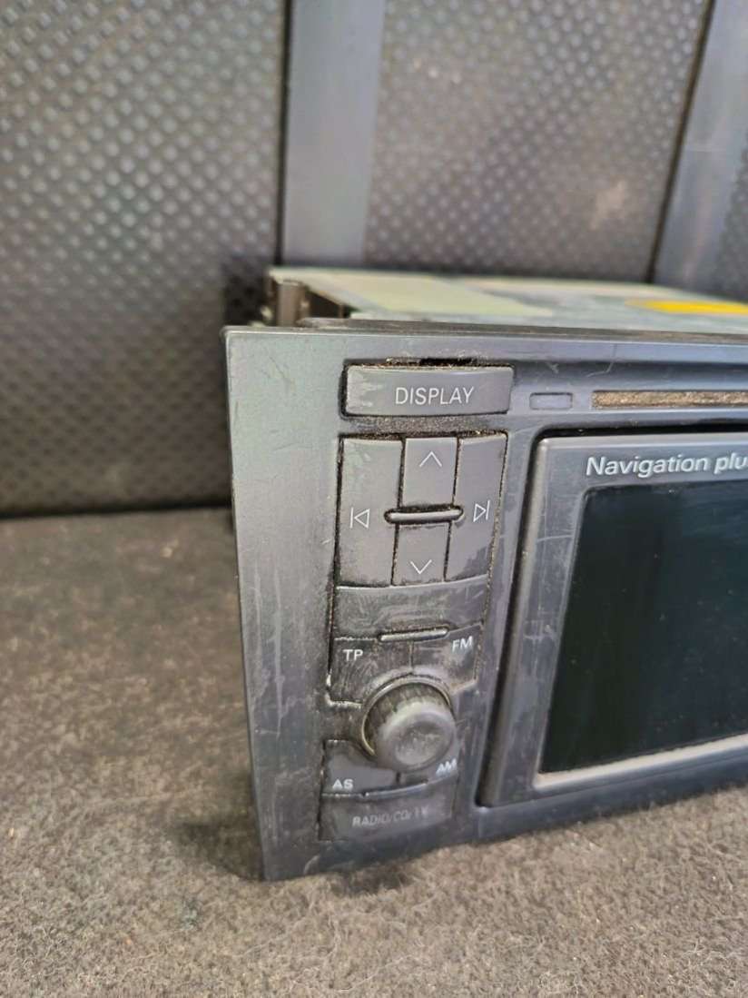 4B0035192K Магнитола (аудио система) Audi A6 C5 (S6,RS6) 2004г. | Фото № 3 4B0035192K Магнитола (аудио система) Audi A6 C5 (S6,RS6) 2004г. - Фото 3