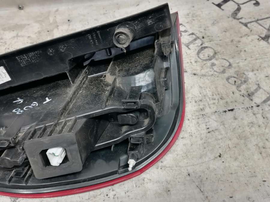 Фонарь задний правый Renault Scenic 2010г. | Фото № 4 Фонарь задний правый Renault Scenic 2010г. - Фото 4