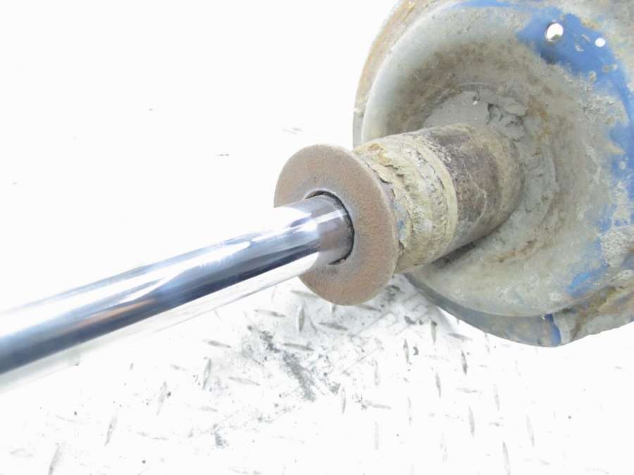 Амортизатор передний левый Mercedes Vito W638 1999г. | Фото № 3 Амортизатор передний левый Mercedes Vito W638 1999г. - Фото 3