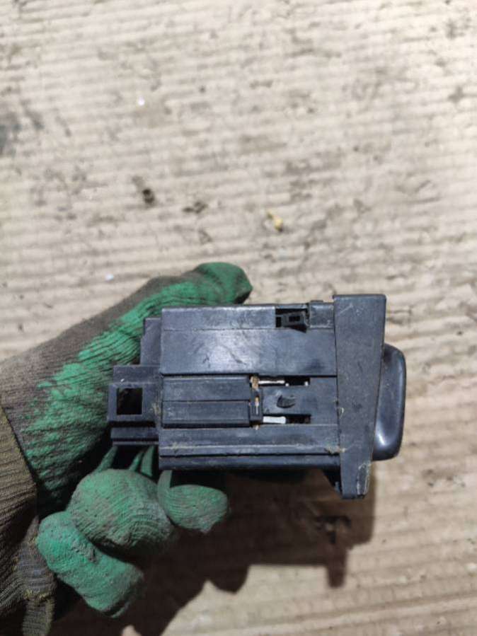 Переключатель света Volkswagen Golf 3 1995г. | Фото № 5 Переключатель света Volkswagen Golf 3 1995г. - Фото 5