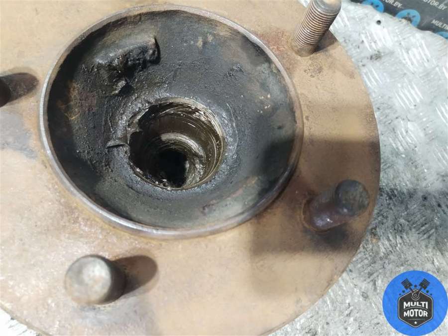 Ступица передняя правая Renault Mascott 2006г. | Фото № 2 Ступица передняя правая Renault Mascott 2006г. - Фото 2