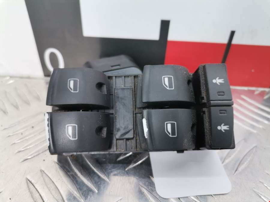 Блок управления стеклоподъемниками Audi A6 C6 (2004-2011) Универсал 2008г. | Фото № 1 Блок управления стеклоподъемниками Audi A6 C6 (2004-2011) Универсал 2008г. - Фото 1