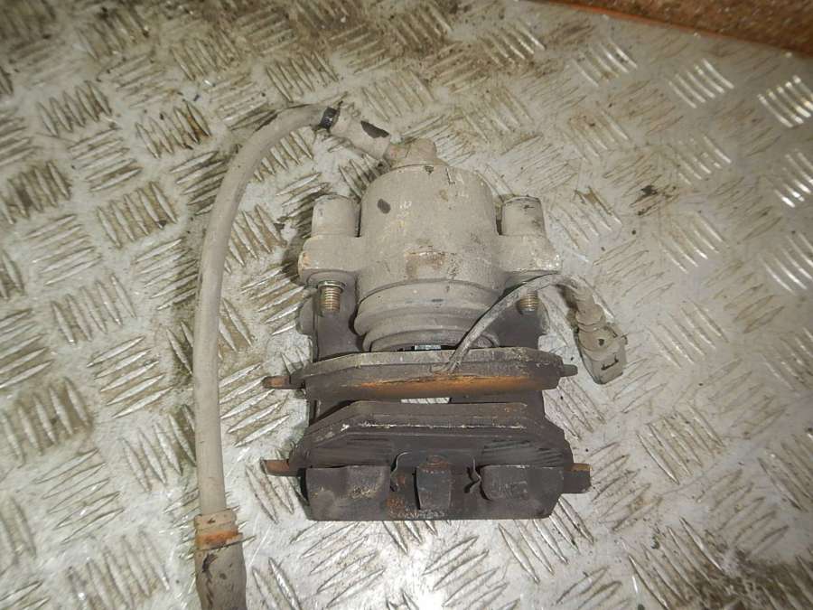 Суппорт передний левый Volkswagen Jetta 0000г. | Фото № 2 Суппорт передний левый Volkswagen Jetta 0000г. - Фото 2