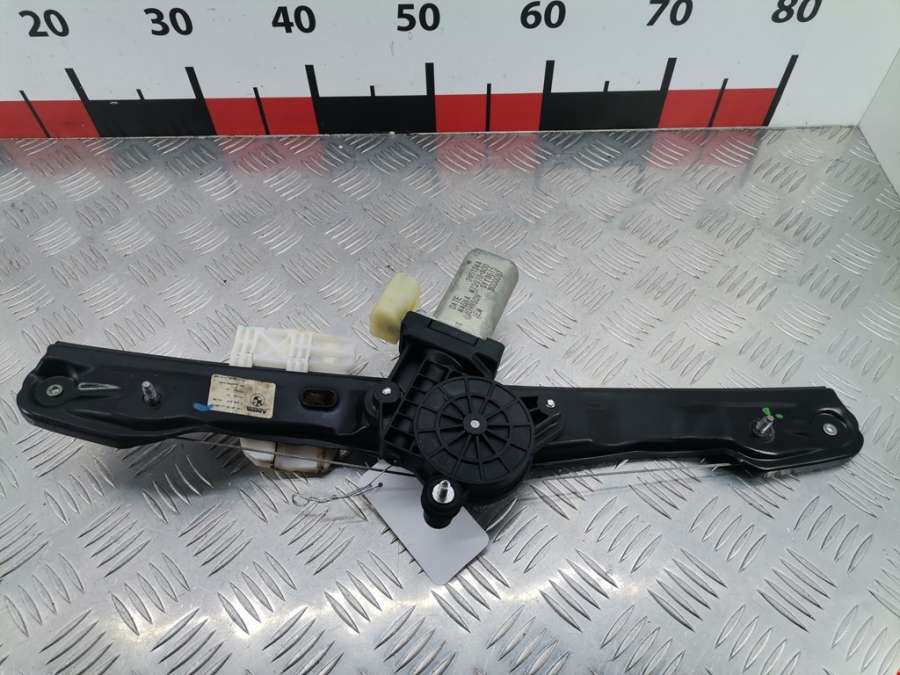 7259817 Стеклоподъемник электрический двери задней левой BMW 3-Series (F30/F31/F34/F35) (2011-2020) Седан 2012г. | Фото № 3 7259817 Стеклоподъемник электрический двери задней левой BMW 3-Series (F30/F31/F34/F35) (2011-2020) Седан 2012г. - Фото 3