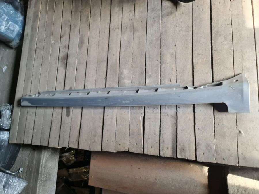 8E0853859 Накладка на порог Audi A4 B7 (S4,RS4) 2008г. | Фото № 1 8E0853859 Накладка на порог Audi A4 B7 (S4,RS4) 2008г. - Фото 1