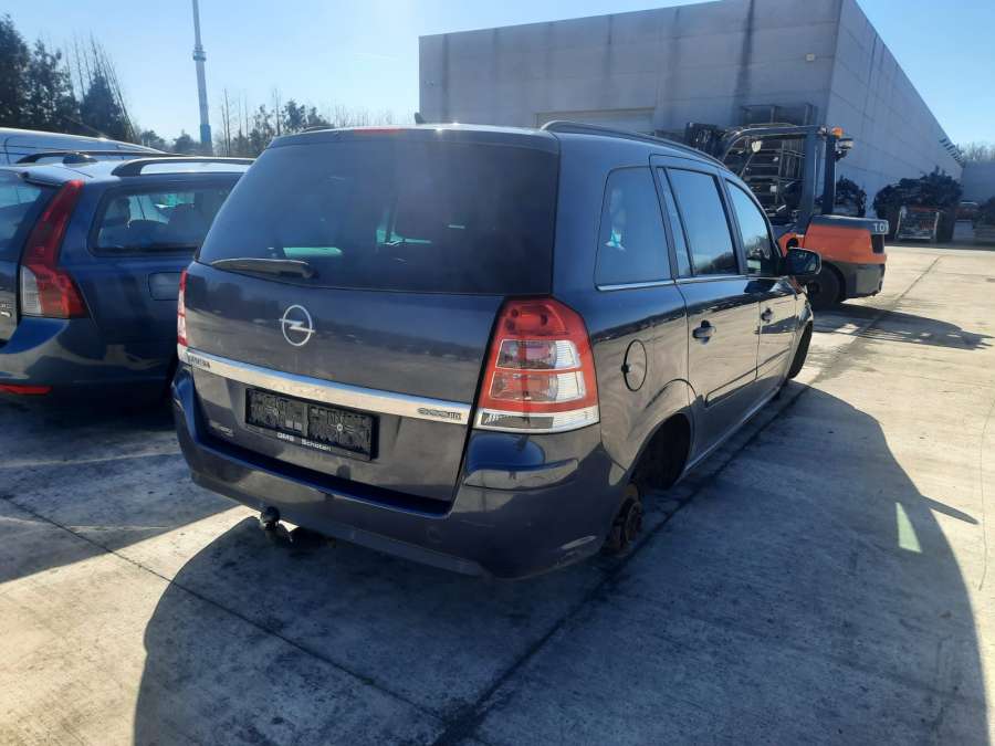 03758065 Кнопка аварийной сигнализации Opel Zafira B (2005-2014) Минивэн 2011г. | Фото № 12 03758065 Кнопка аварийной сигнализации Opel Zafira B (2005-2014) Минивэн 2011г. - Фото 12