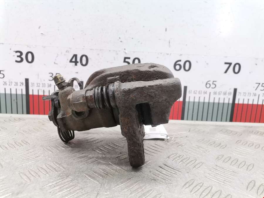 Суппорт задний правый Seat Alhambra (1996-2010) Минивэн 2003г. | Фото № 2 Суппорт задний правый Seat Alhambra (1996-2010) Минивэн 2003г. - Фото 2